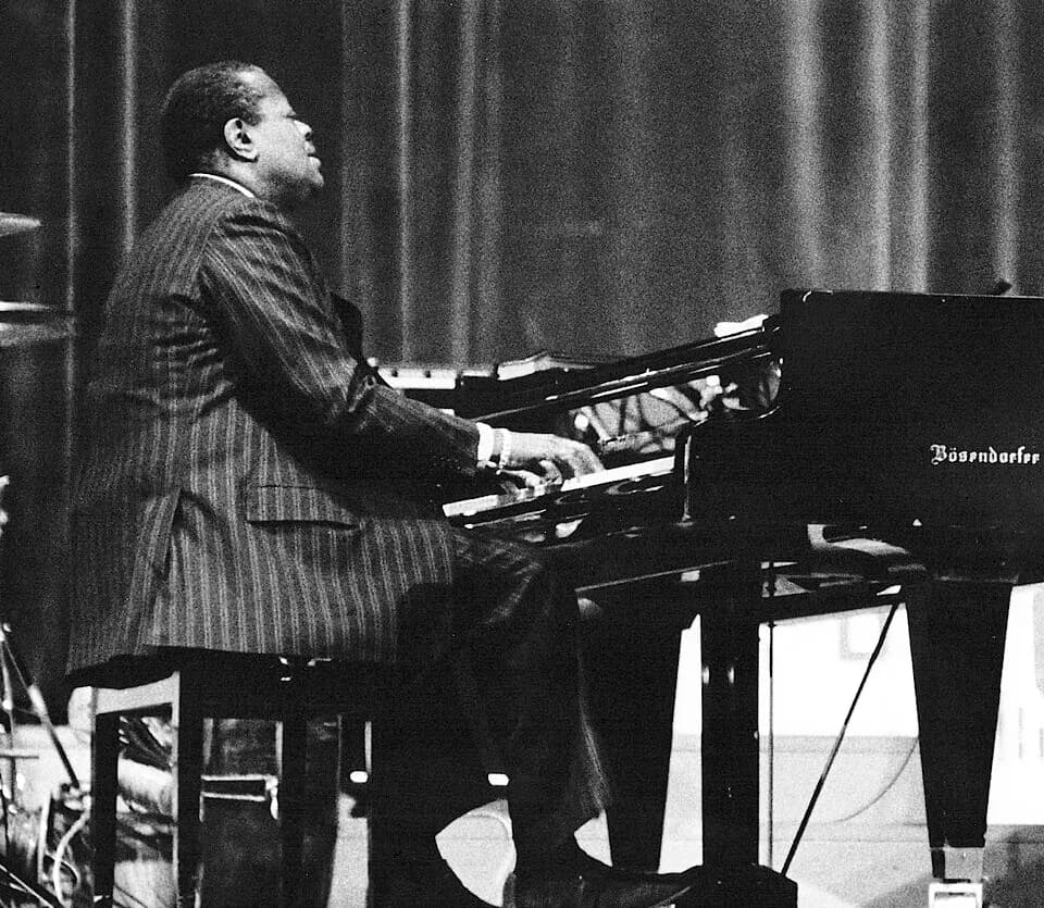 Oscar Peterson - Oscar Peterson plays piano, Munich 1977
