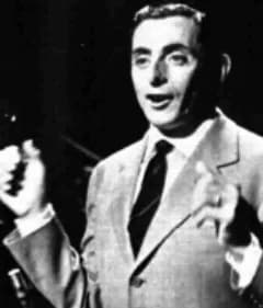 Fausto Coppi - Fausto Coppi in a 1959 episode of the Italian TV-show Il Musichiere