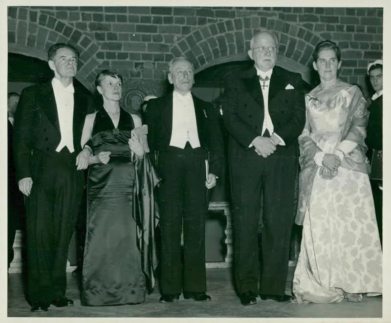 Fritz Albert Lipmann - Nobel Peace 1953. Prof Lipmann with wife, Prof Zernicke, Hermann and Magda Staudinger