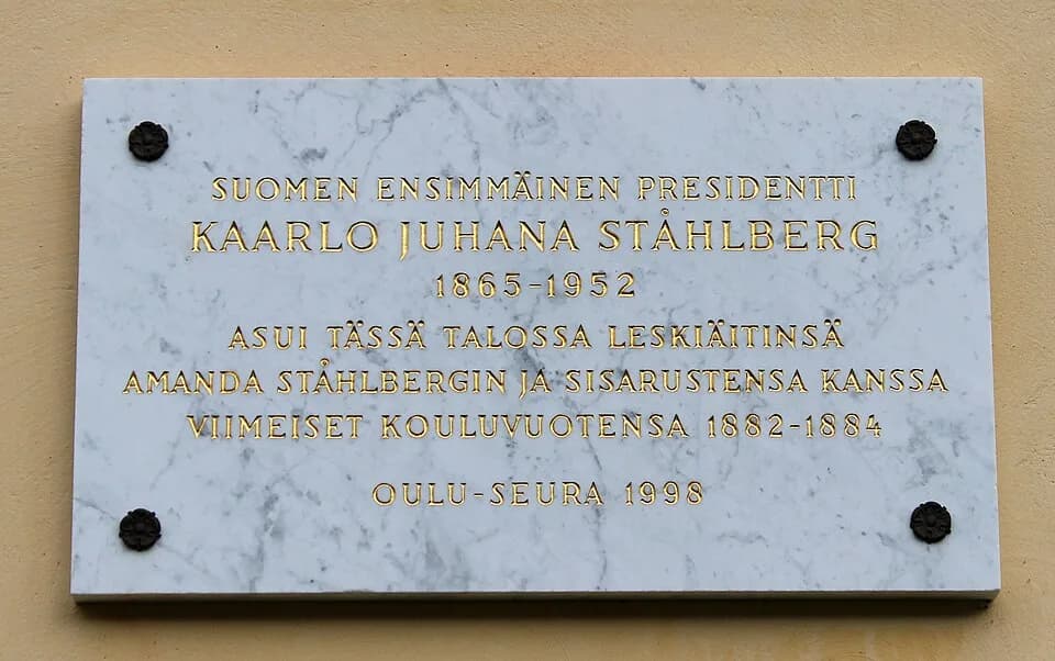 Kaarlo Juho Ståhlberg - The plaque for the president K. J. Ståhlberg in Lasaretinsaari, Oulu.