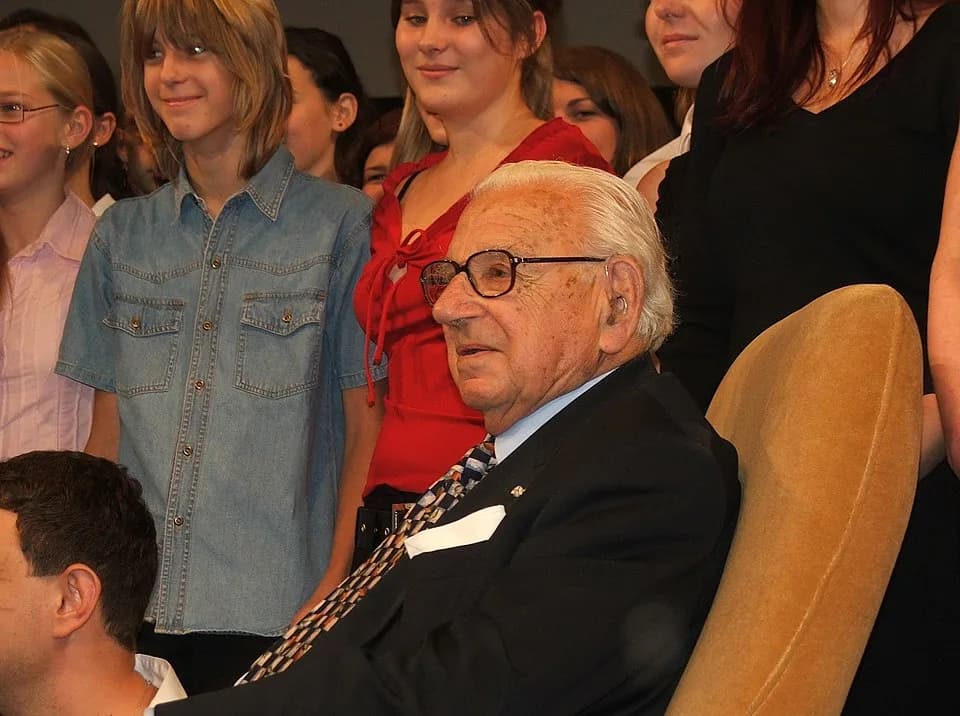 Nicholas Winton - Sir Nicholas Winton British humanitarian (b. 1909) who organized the rescue of about 669 mostly Jewish Czech children visiting Prague in October 2007 - meeting with Czech students.