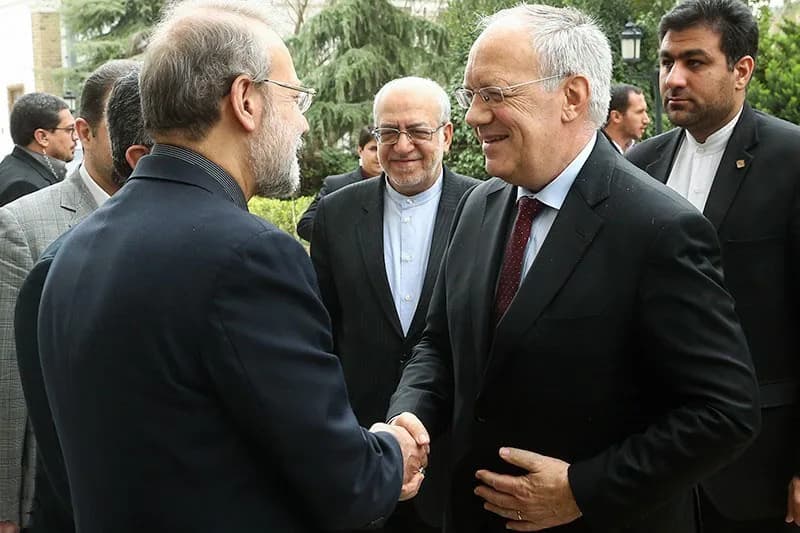 Ali Larijani - دیدار یوهان اشنایدر-آمان، رئیس جمهور وقت سوئیس، با علی لاریجانی، رئیس وقت مجلس شورای اسلامی در ساختمان بهارستان مجلس.