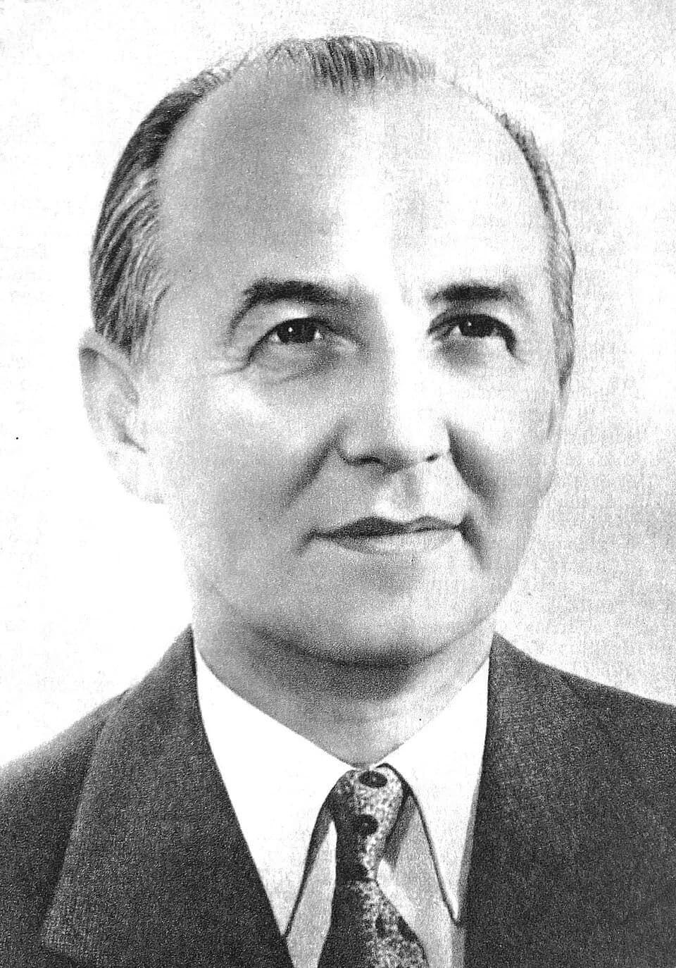 Ramiz Alia - Official portrait of Albanian president Ramiz Alia