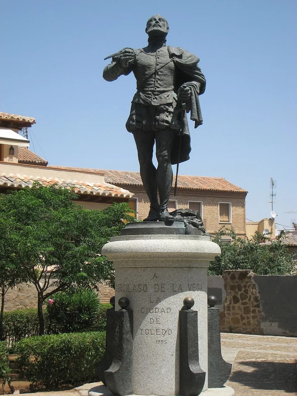 Garcilaso de la Vega - Garcilaso de la Vega statue, Toledo, Spain.