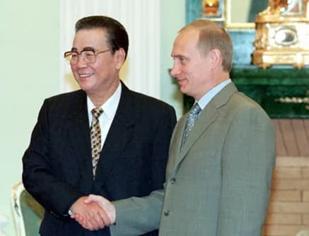 Li Peng - THE KREMLIN, MOSCOW. Vladimir Putin and Chairman of the Standing Committee of China's National People's Congress Li Peng.