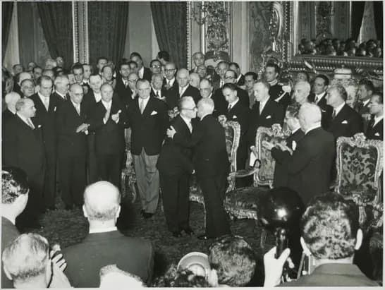 Giovanni Gronchi - Congedo di Luigi Einaudi dal nuovo Presidente della Repubblica Giovanni Gronchi
