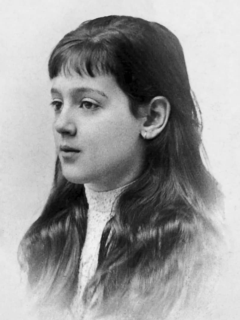 Melanie Klein - Carte-de-visite photograph (albumen print): portrait bust of Melanie Klein aged 7/8 years by Atelier Olga, Vienna.