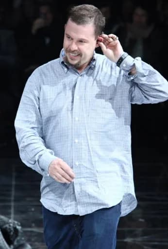 Alexander McQueen - Alexander McQueen (17 March 1969 – 11 February 2010), British fashion designer, at his Fall 2009 collection.