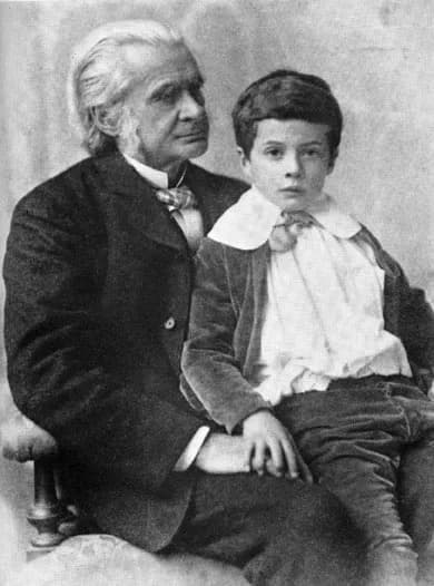 Julian Huxley - T.H. Huxley &amp; Julian