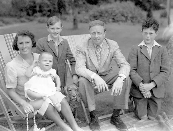 A. J. Cronin - A. J. Cronin with family