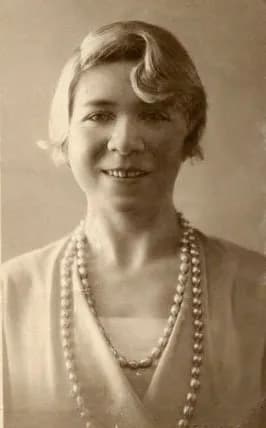 Alfonsina Storni - Portrait of Argentine poetess Alfonsina Storni (1892-1938).