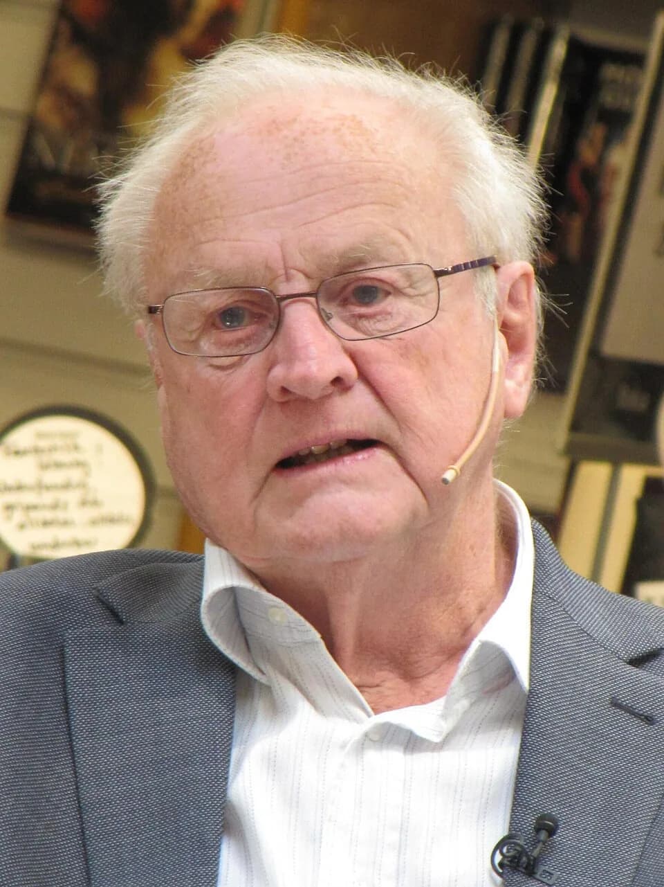 Arvid Carlsson - Swedish pharmacologist and Nobel laureate Arvid Carlsson giving a lecture at the 2011 Göteborg Science Festival.