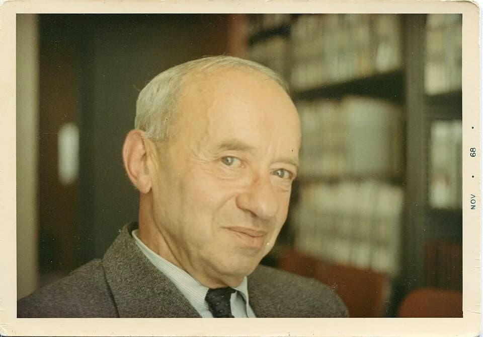 Alfred Tarski - Alfred Tarski; photo was scanned without modifications, like colour restoration
