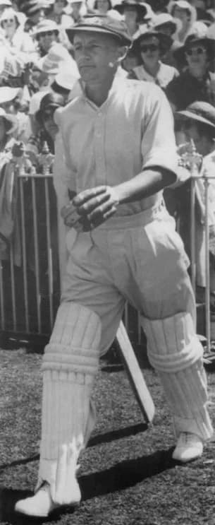 Don Bradman - Bradman 1937.JPG
