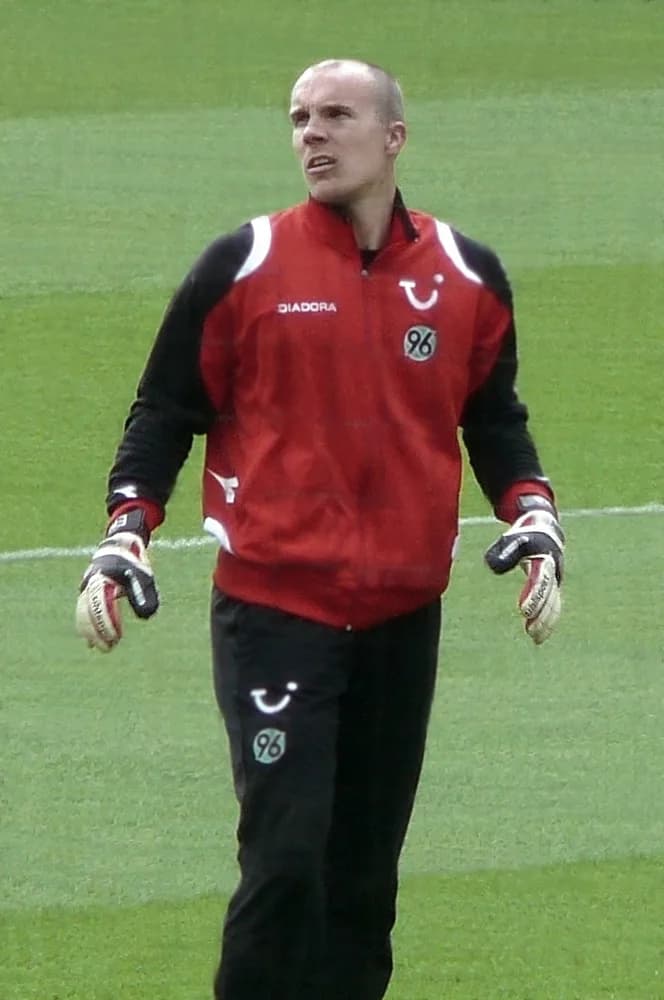 Robert Enke - Robert Enke Robert Enke vor dem Heimspiel von Hannover 96 (Überarbeitete Version)