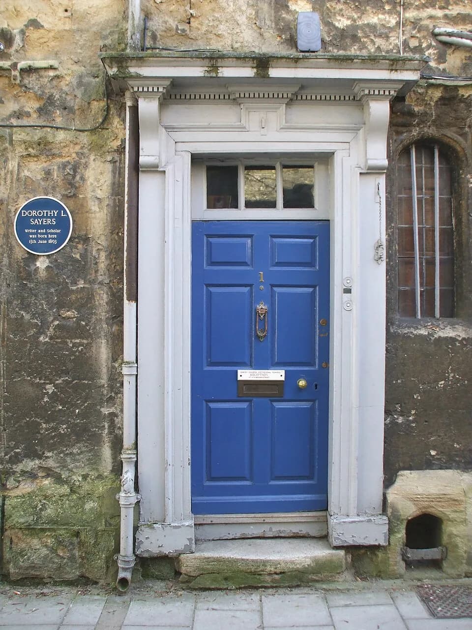 Dorothy L. Sayers - <a href="http://www.sayers.org.uk/dorothy.html" rel="noreferrer nofollow">Dorothy L. Sayers</a>, writer and scholar, was born here, 13th June 1893
<a href="http://ma