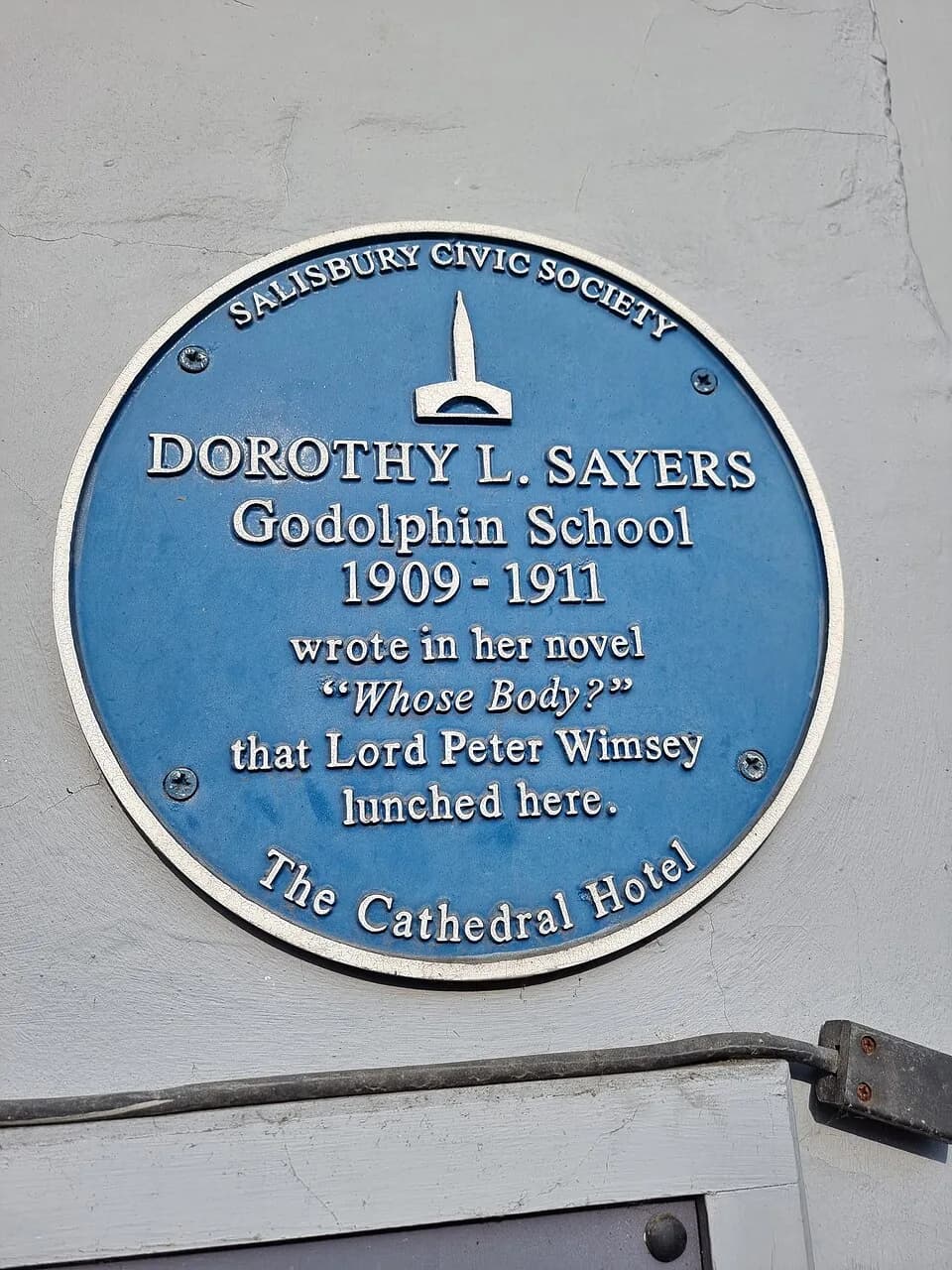 Dorothy L. Sayers - A plaque commemorating 'Lord Peter Wimsey', a character created by Dorothy L. Sayers, lunching in the Cathedral Hotel, Salisbury, UK.