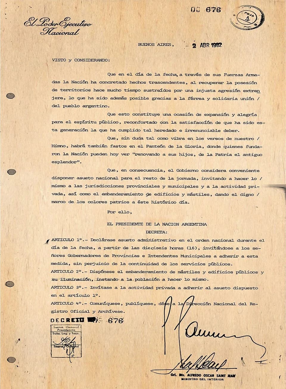 Leopoldo Fortunato hdp - Decreto 676 del 2 de Abril de 1982 con motivo del inicio de la Guerra de Malvinas.