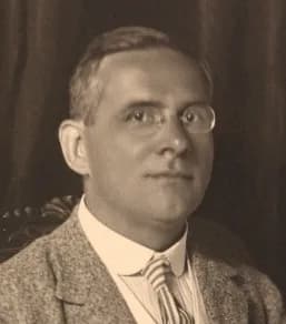 Moritz Schlick - Moritz Schlick in 1930.  Photographer: Theodor Bauer Source: [1], from this page: [2] Original photo owned by Österreichische Nationalbibliothek, an Austrian Museum.