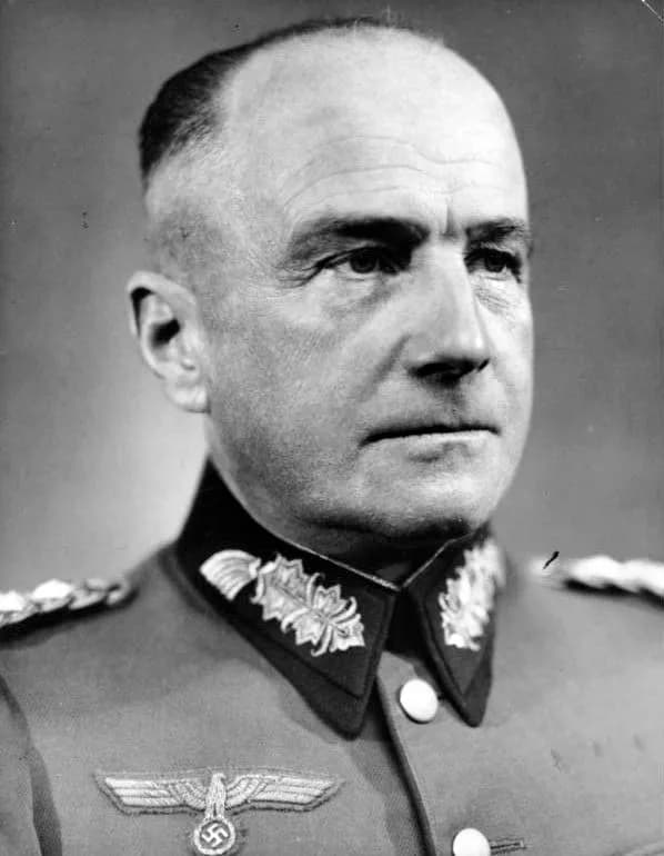 Walther von Brauchitsch - For documentary purposes the German Federal Archive often retained the original image captions, which may be erroneous, biased, obsolete or politically extreme. Walther von B
