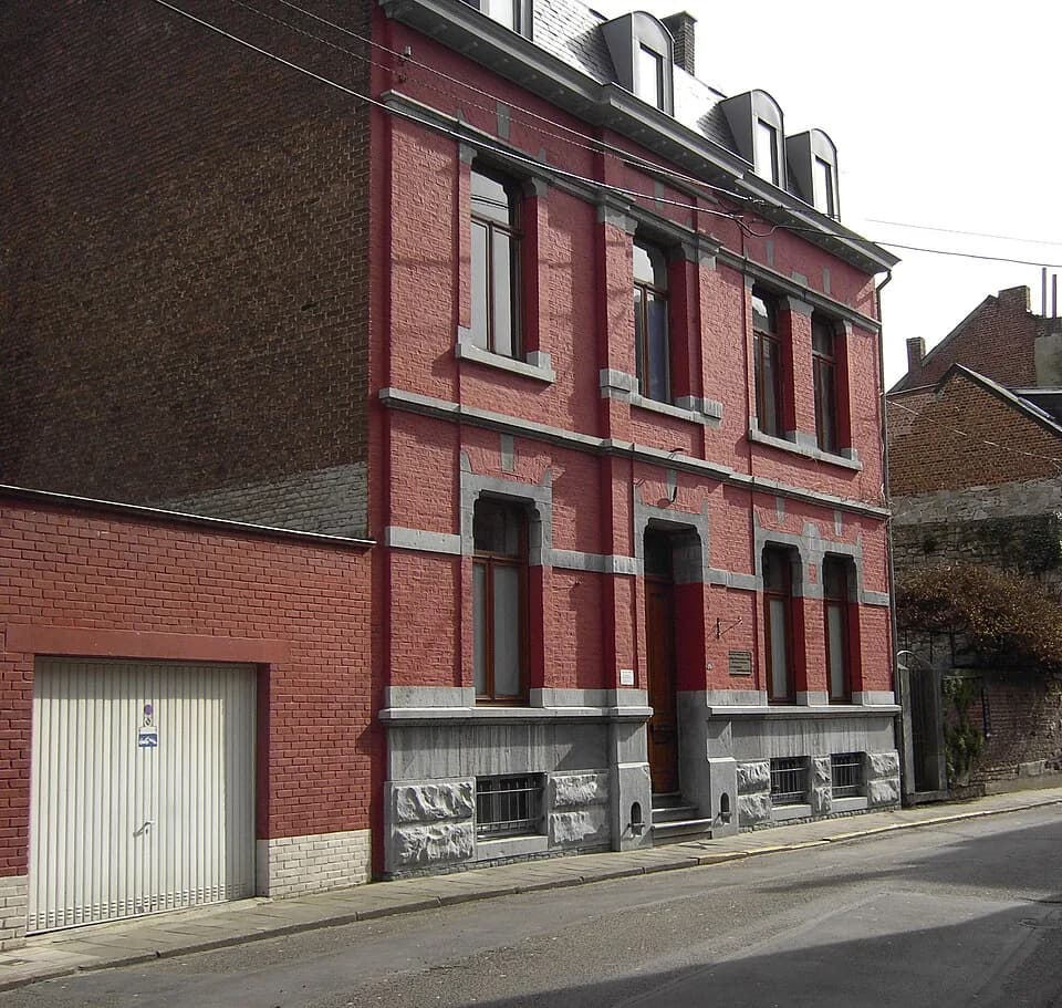 Dominique Pire - Façade of the house where Georges Pire was born (Dinant)