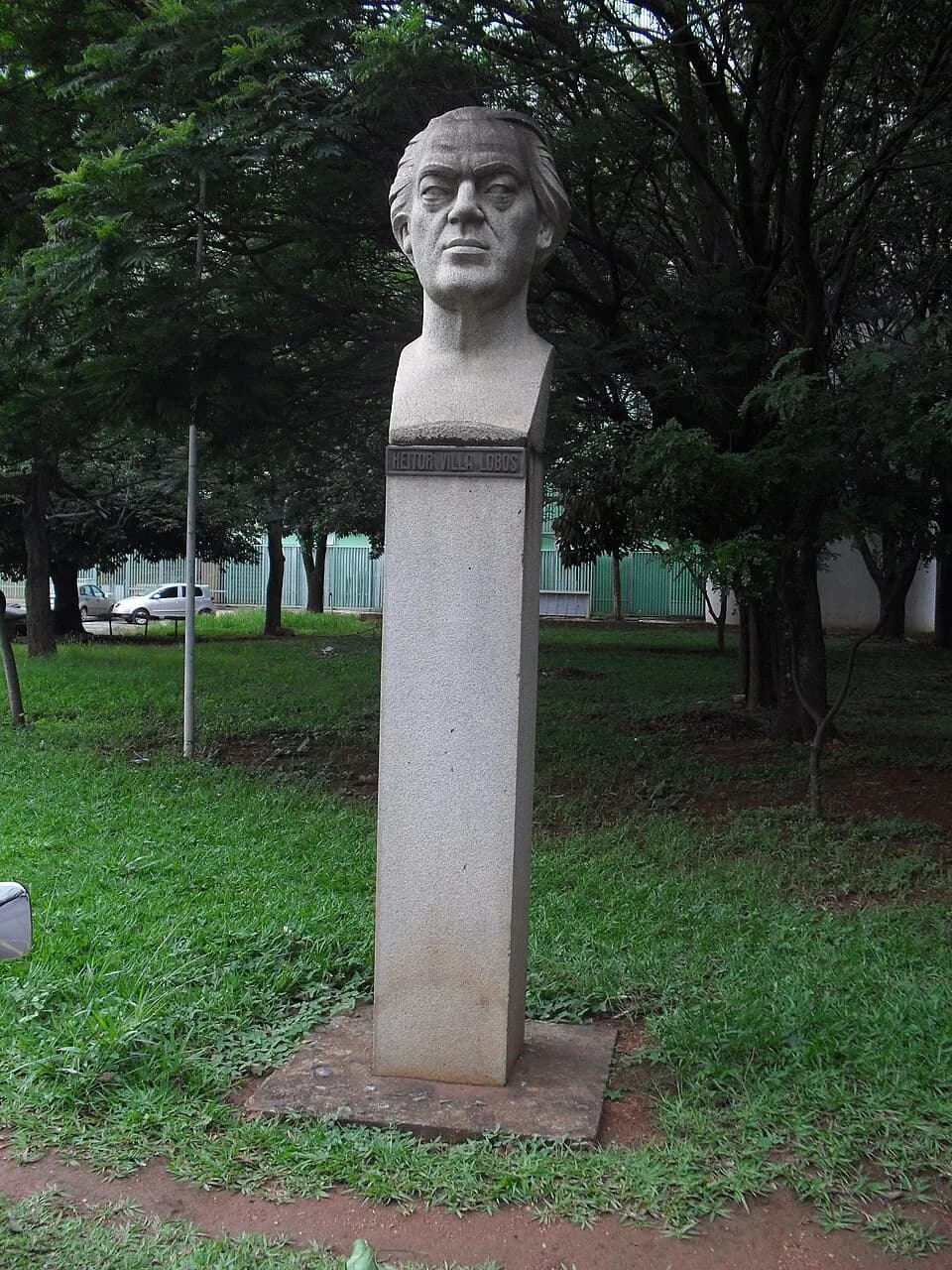 Heitor Villa-Lobos - Bust of  Heitor Viilla-Lobos in front of Ministry of Education in Brasília, Brazil