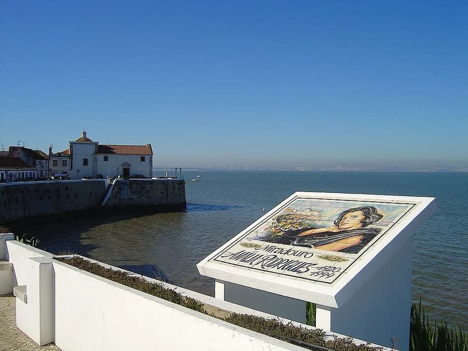 Amália Rodrigues - Miradouro Amália Rodrigues