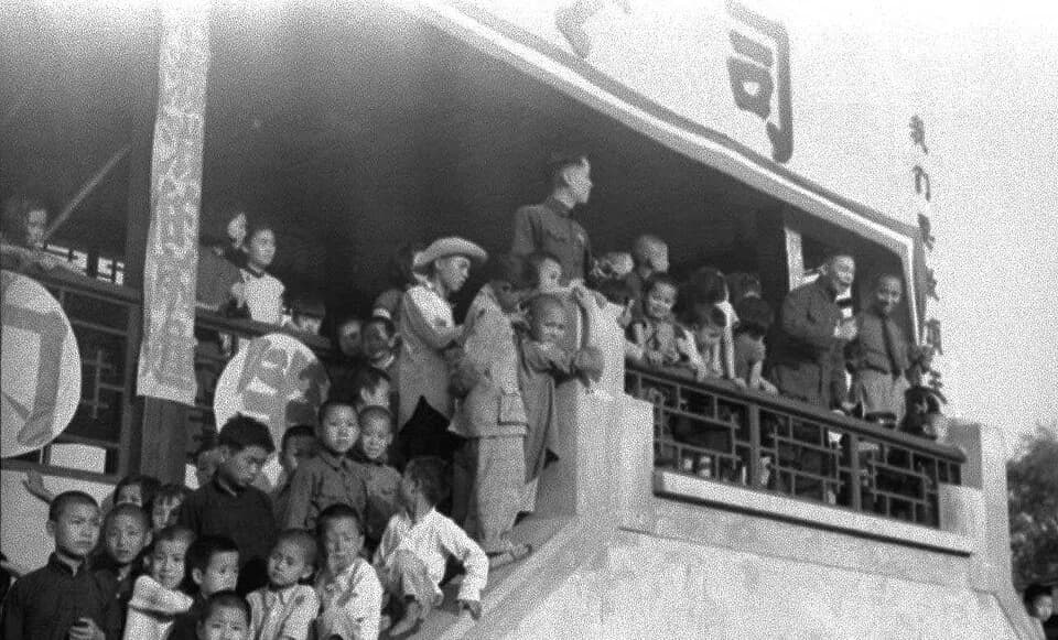 Chiang Ching-kuo - Chiang Ching-kuo in Gannan. Chiang Ching-kuo was appointed as commissioner of Gannan Prefecture (贛南) between 1939 and 1945.