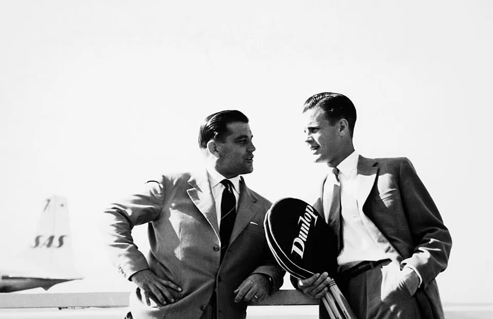Gunnar Nordahl - Gunnar Nordahl, football player, Sweden and Sven Davidsson, tennis player at Kastrup Airport CPH, Copenhagen 1957-08-03