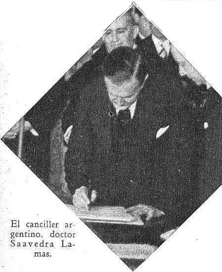Carlos Saavedra Lamas - Firma en Argentina el Tratado de Paz, Amistad y Límites entre Bolivia y Paraguay, 1938.