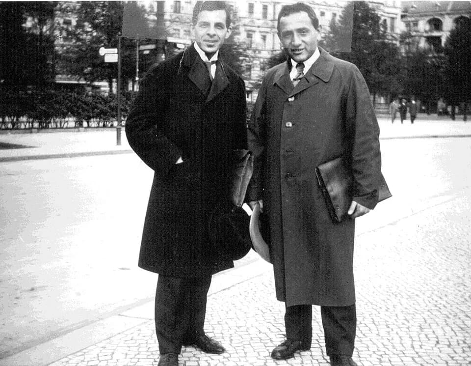 George Pólya - George Pólya (right) and Gábor Szegő (left) delivering the original manuscript of Problems and Theorems in Analysis to Springer in Berlin, 1925