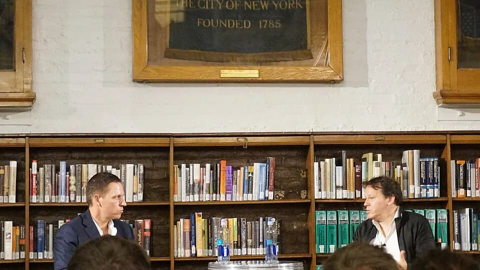 David Graeber - Thiel vs. Graeber
