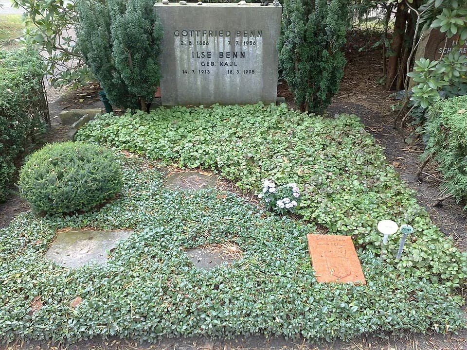 Gottfried Benn - Grave of Gottfried Benn