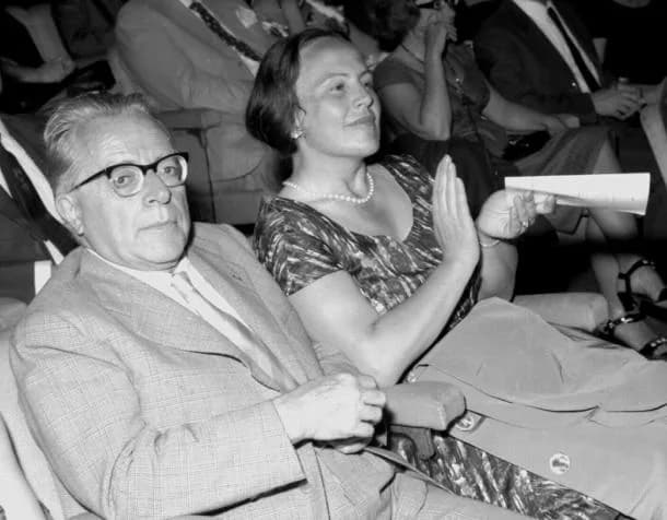 Palmiro Togliatti - Togliatti and Nilde Iotti at communist congress