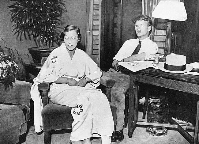 Amy Johnson - Amy Johnson and Jack Humphreys visit to Japan