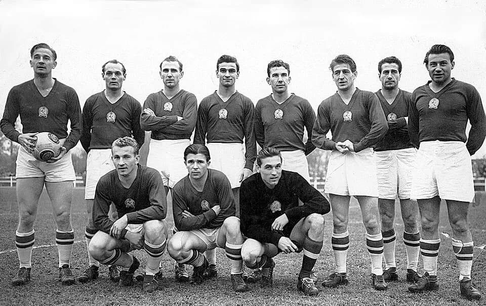 Sándor Kocsis - The Golden Team in 1953front row: Mihály Lantos, Ferenc Puskás, Gyula Grosicsback row: Gyula Lóránt, Jenő Buzánszky, Nándor Hidegkuti, Sándor Kocsis, József Zakariás, Zoltán Czibor, Jó