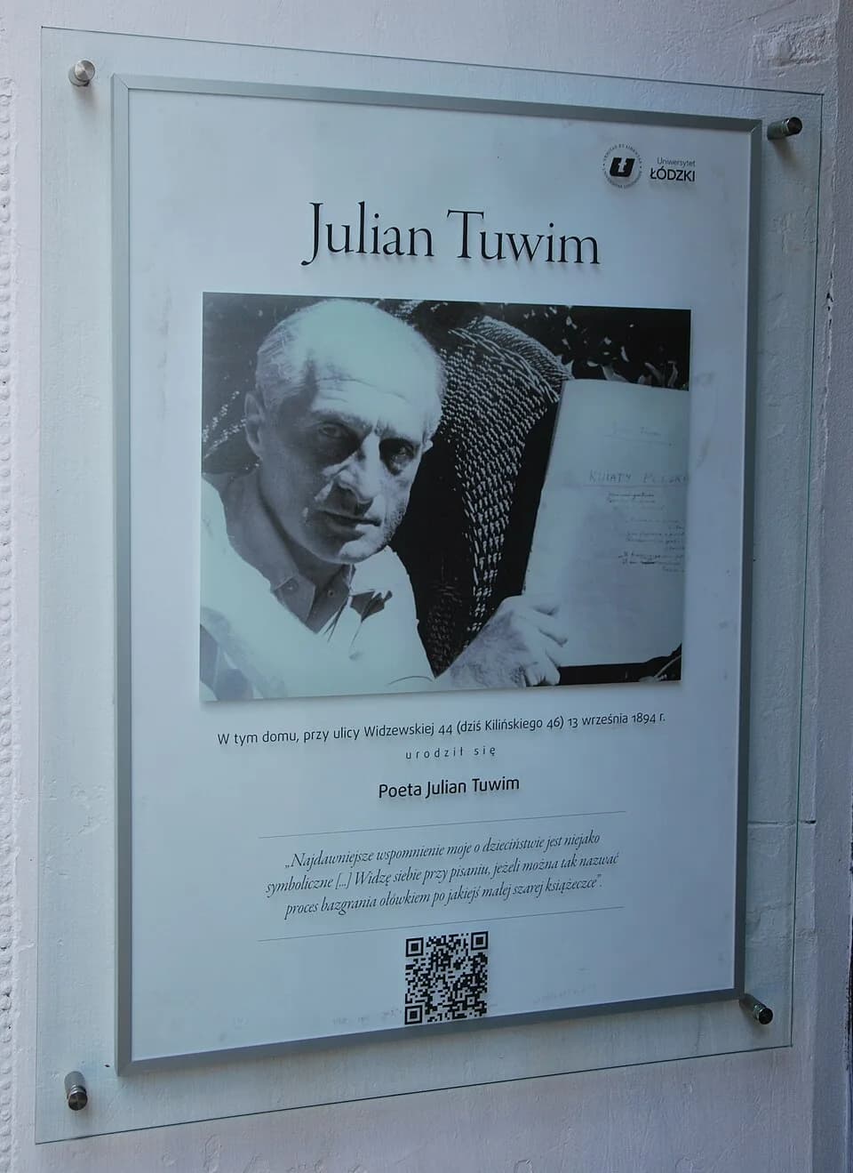 Julian Tuwim - Julian Tuwim plaque, Łódź 46 Kilińskiego Street