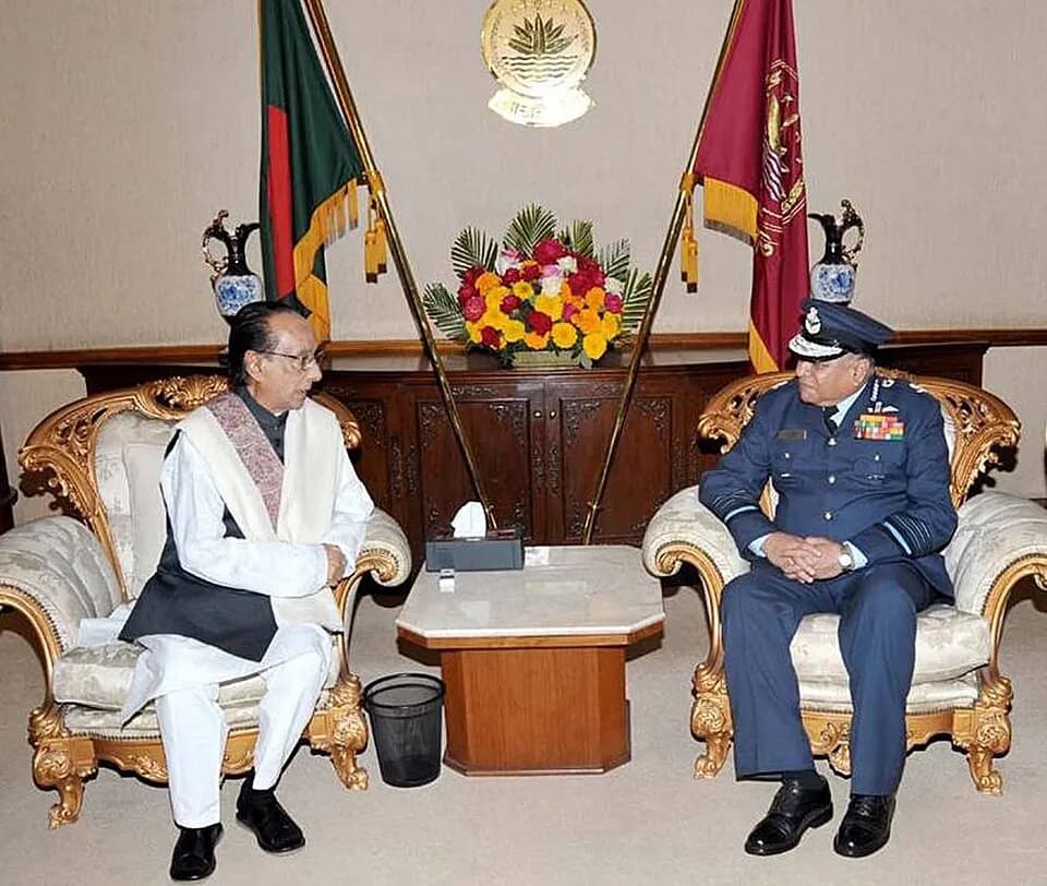 Zillur Rahman - The Chief of the Air Staff, Air Chief Marshal PV Naik calls on the President of Bangladesh Mr. Mohammad Zillur Rahman, in Bangladesh on January 17, 2010.