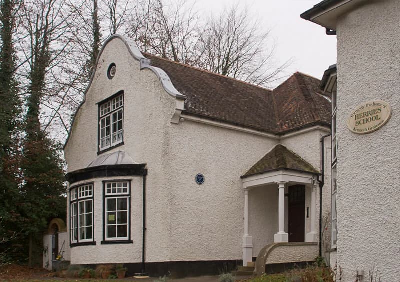 Kenneth Grahame - Kenneth Grahame's Blue Plaque at his family home in Cookham Dean Berkshire now a Preparatory School