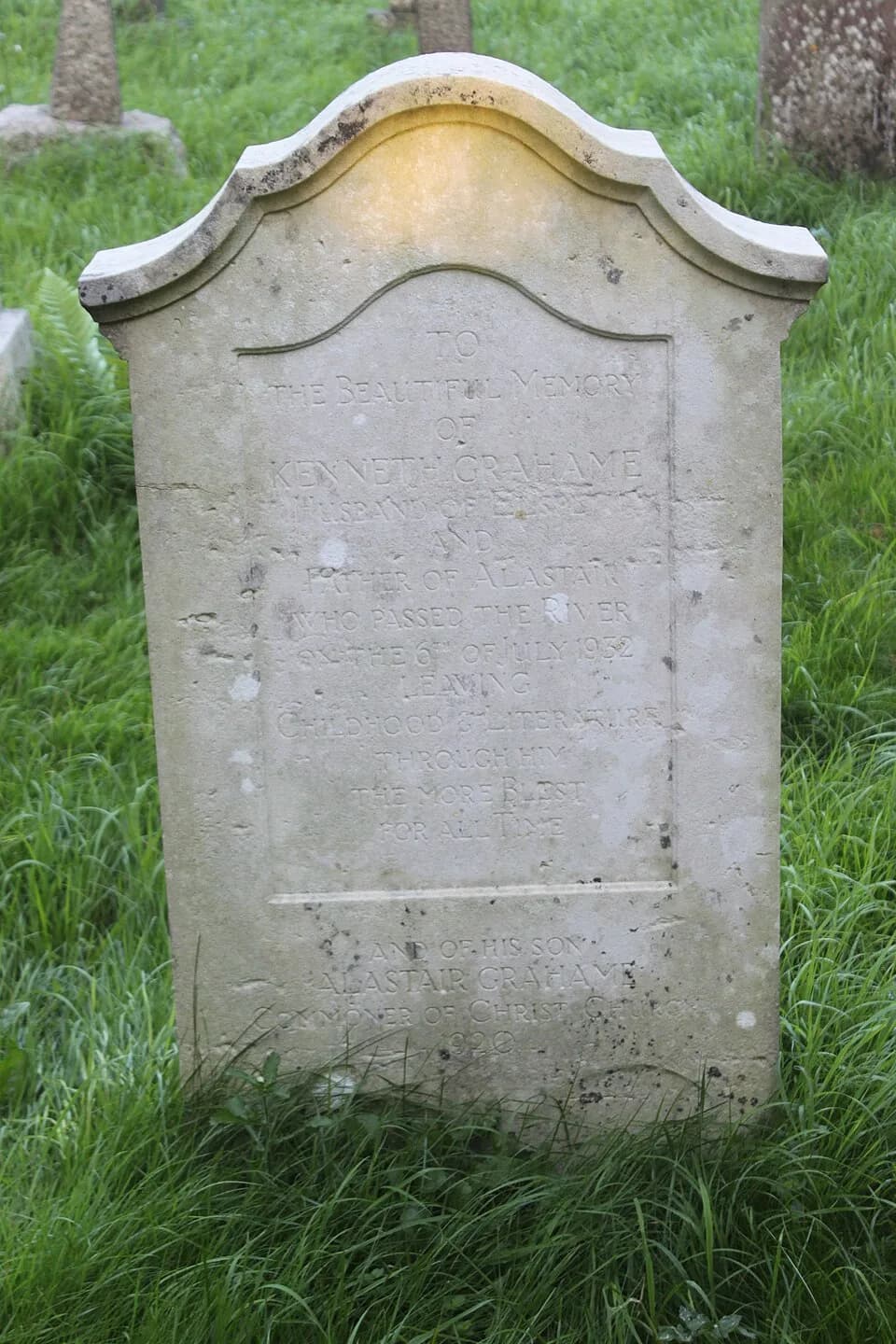 Kenneth Grahame - Gravestone of Kenneth Grahame (1859-1932) in Holywell Cemetery, central Oxford, England.