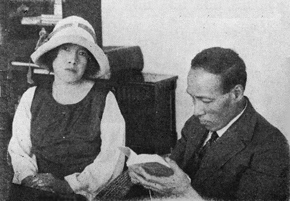 Akiko Yosano - Japanese poet/writer Akiko Yosano (与謝野晶子, 1878–1942) and her husband and also a poet/writer Tekkan Yosano (与謝野鉄幹, 1873–1935)