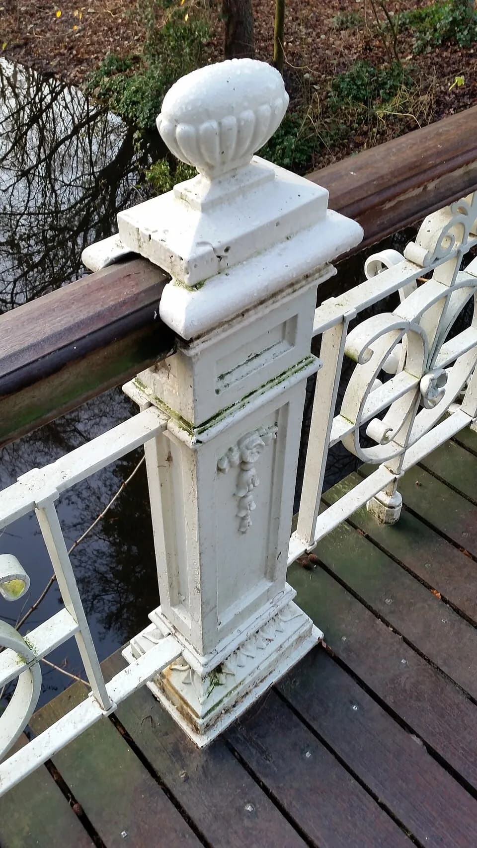 Norbert Elias - Baluster van Brug 453, Norbert Eliasbrug