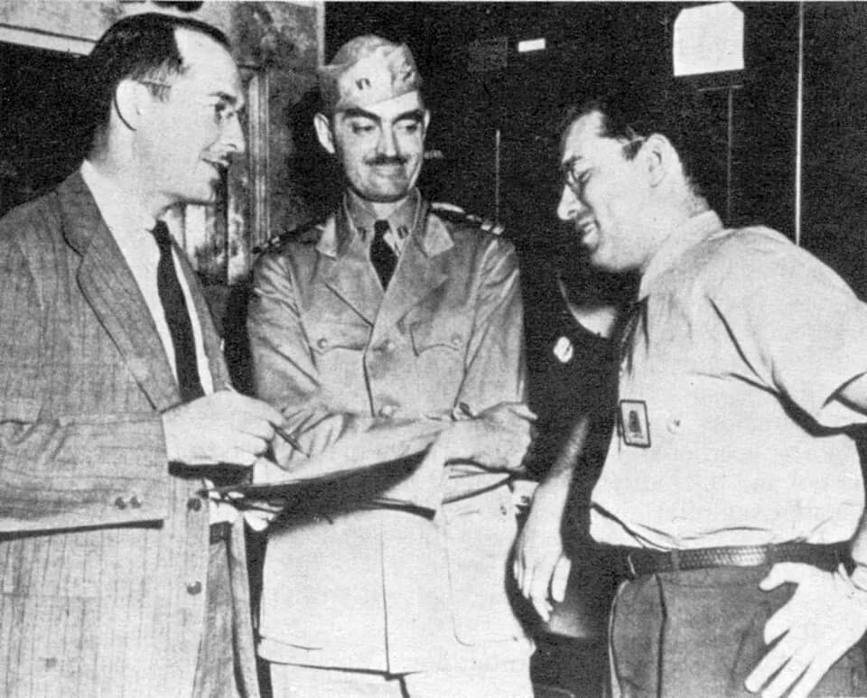 Isaac Asimov - Heinlein-decamp-and-asimov.jpg