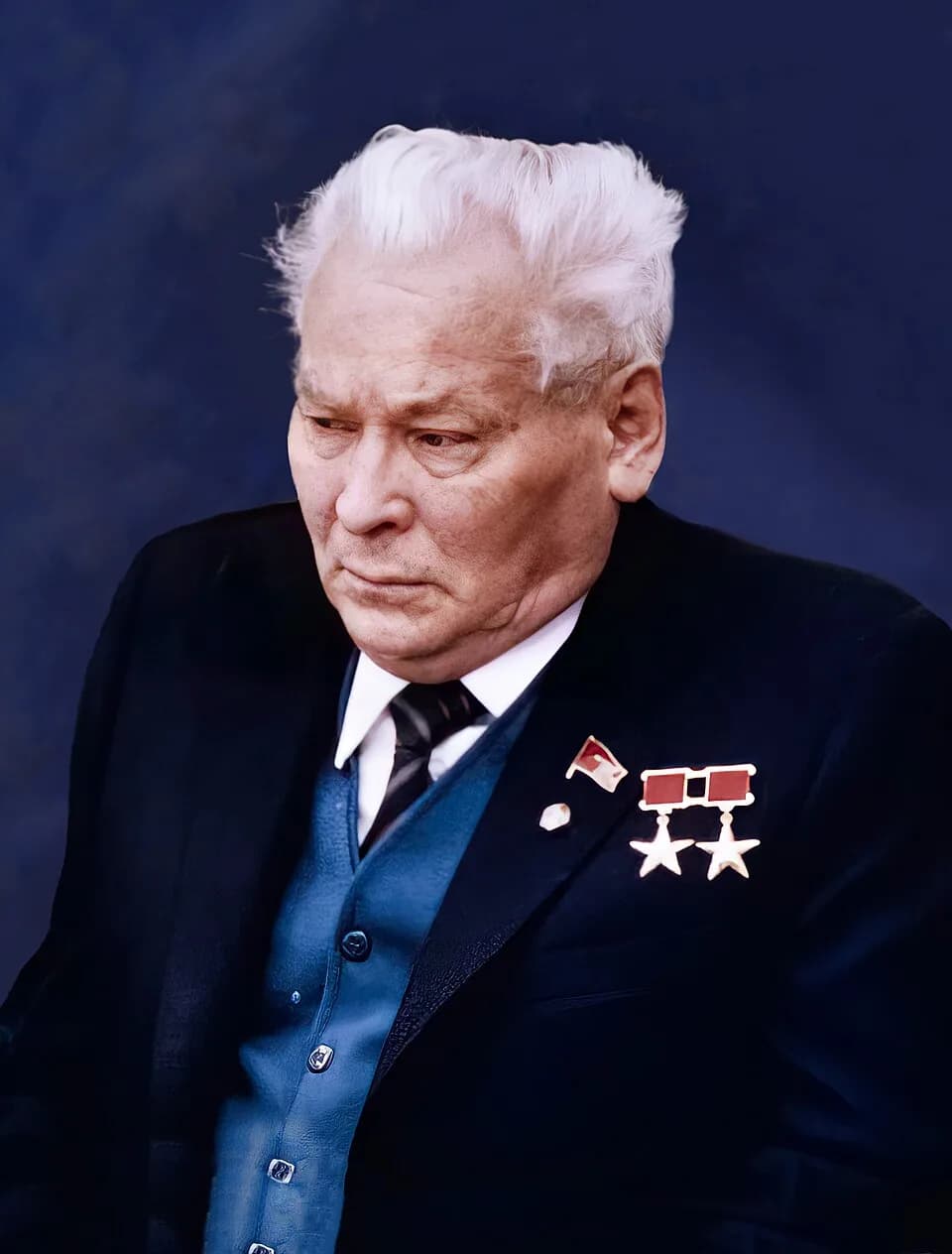 Konstantin Chernenko - Генеральный секретарь ЦК Коммунистической партии Советского Союза Константин Устинович Черненко.