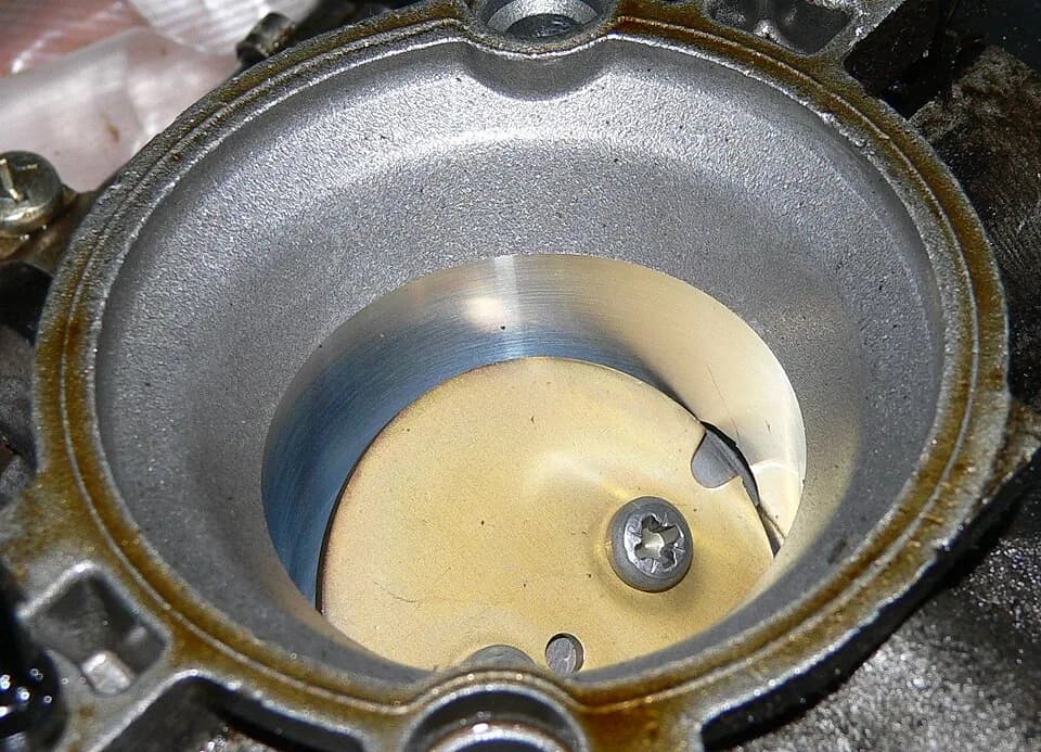 Nicolaus Otto - Drosselklappe eines Ottomotors, selbst fotografiert
Throttle valve of an Otto engine