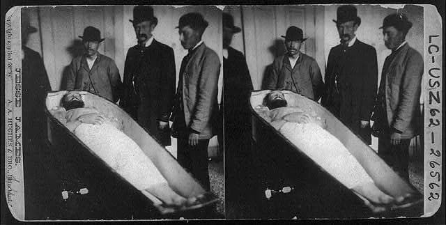 Jesse James - Stereoscope card depicting corpse of Jesse James in coffin.