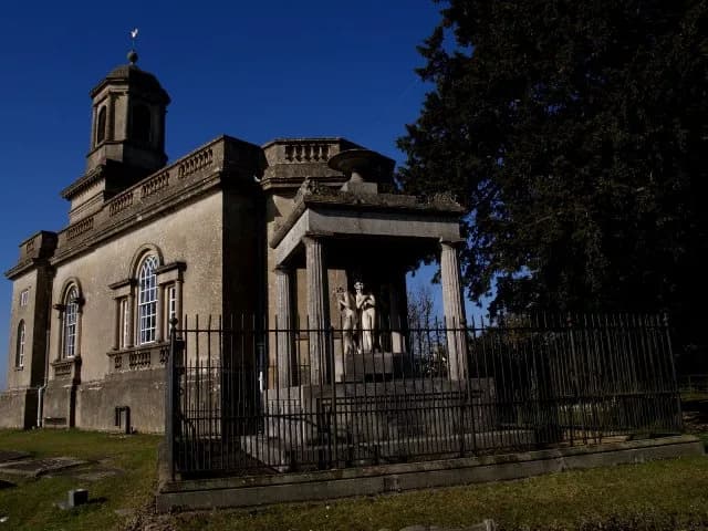 David Ricardo - Tomb of 19th-century economist David Ricardo (foreground), next to St Nicholas' church, Hardenhuish, Wiltshire, seen from the east