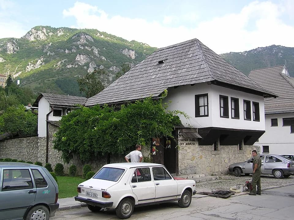 Ivo Andrić - House of Ivo Andric


Author: Mehmet E Yavuz
