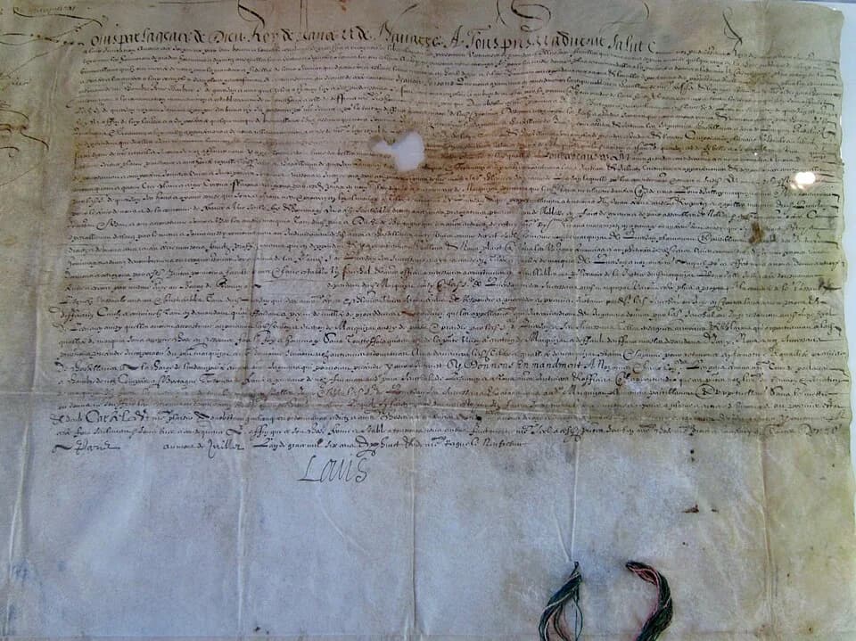 Louis XIII of France - Château de Kerjean : lettre patente de Louis XIII érigeant la terre de Kerjean en marquisat.