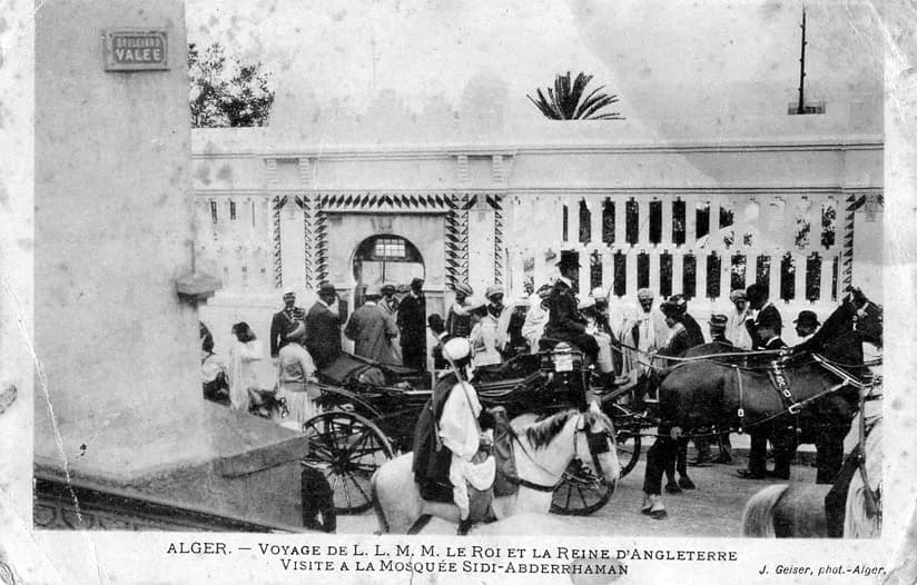 Victoria - Visite de la Reine Victoria à Alger au tombeau de Sidi Abderrahmane